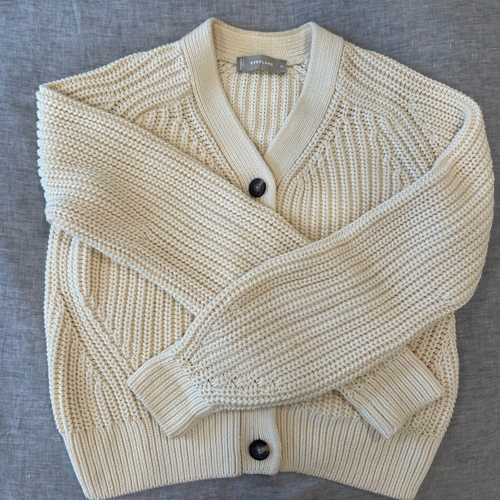 Everlane sweater XS